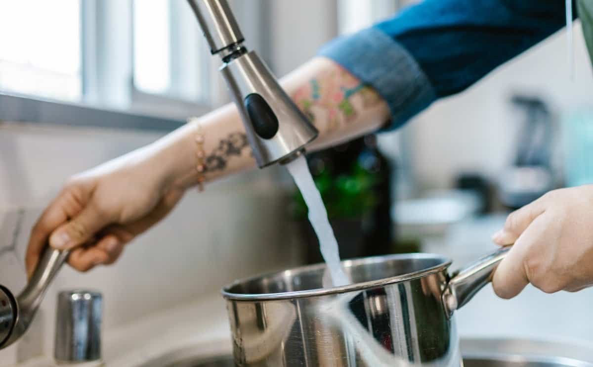 Agua Pura para Cocinar, Beber y Ducharse Sin Riesgos
