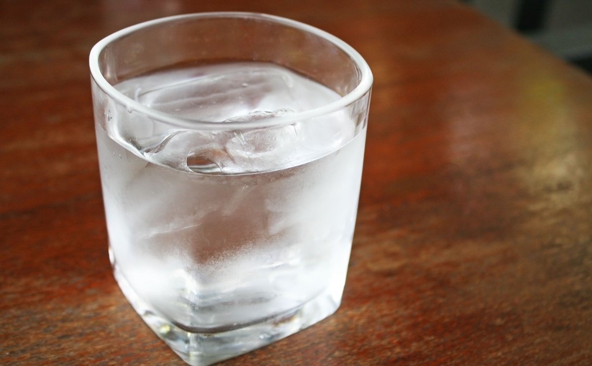 Agua Fría vs Agua Caliente: ¿Cuál es Mejor para Beber, Cocinar o Higienizar?